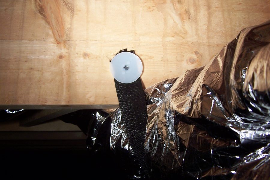 Zip-Ez™ Fastener — Beam Close-Up